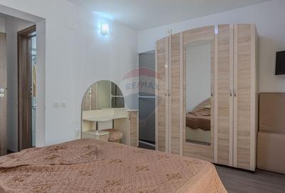 Casă cu 10 camere cu Teren 1074 Mp în Moieciu de Jos - 19