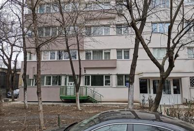 Birou, de 55 mp, în Drumul Taberei - 1