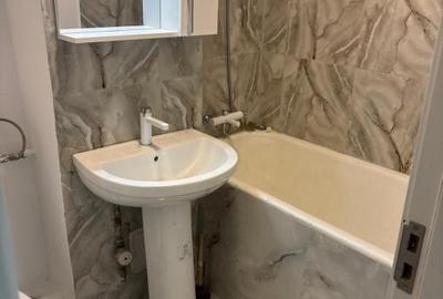 2 camere Titan Parc - Metrou - 7