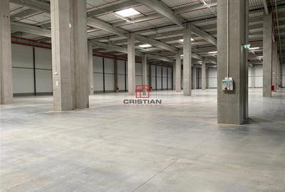 Spațiu comercial, de 5,000 mp, în Central - 8