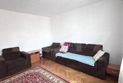Apartament cu 3 camere decomandat în Calea Moldovei - 2