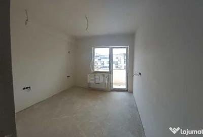 Apartament cu 2 camere semidecomandat în Florești
