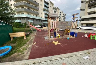 Apartament cu 2 camere decomandat, mobilat în Tractorul - 5