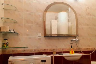 Apartament cu doua camere in zona Steaua de inchiriat