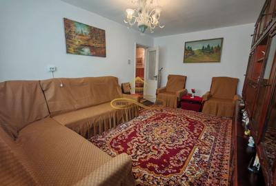 Apartament cu 3 camere decomandat, mobilat în Alexandru cel Bun - 13