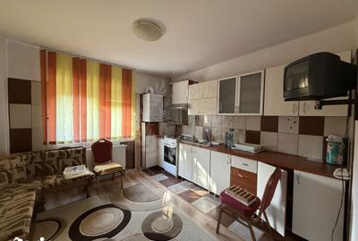 Casă cu 8 camere cu Teren 1300 Mp în Păulești - 16