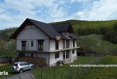 Casă cu 7 camere cu Teren 1300 Mp în Pătrăuți - 8