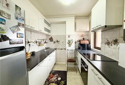 Apartament de inchiriat in Sibiu - 3 camere -mobilat, utilat- V. Aurie - 5