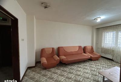 Apartament cu 3 camere decomandat în Prundu - 6