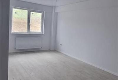 Apartament cu 2 camere decomandat în Bucium - 3