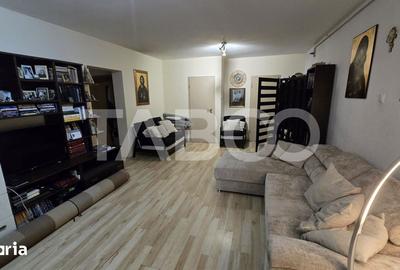 Apartament cu 4 camere semidecomandat în Lupeni - 7