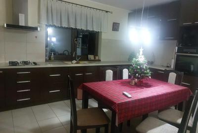 Proprietar , vand casa in Dumbravita ,central - 9