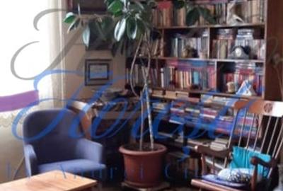 Apartament cu 3 camere, mobilat în Central