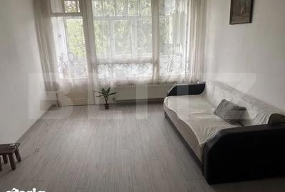 Apartament cu 4 camere semidecomandat în Central - 1