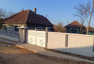 RECO Casa cu teren mare in Tulca - 1