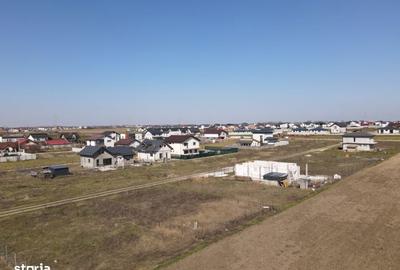 Teren de 376 mp, în Vidra