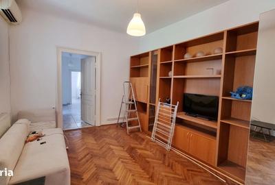 Apartament cu 4 camere în Armeneasca