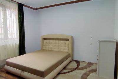Apartament cu 3 camere semidecomandat, mobilat în Sud - 4