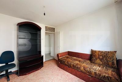 Apartament cu 2 camere, etaj 2, decomandat, zona Parcul Teilor - 6