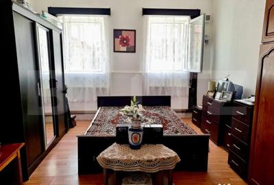 Apartament cu 2 camere semidecomandat, mobilat în Central