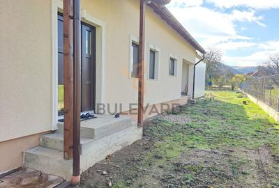 Casa noua + atelier 49 mp + teren 1030 mp! - 3