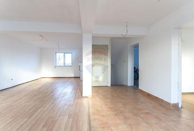 Casă individuală cu 5 camere cu Garaj în Stupini - 26