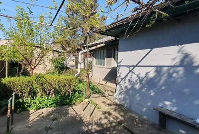 Casă cu Teren 435 Mp în Andronache