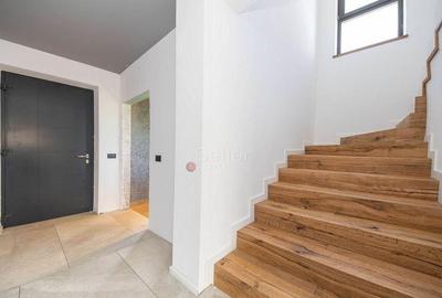 Casă cu 5 camere cu Canalizare în Ghimbav Livadă - 4