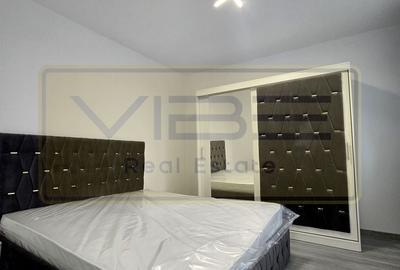 Apartament cu 3 camere nedecomandat, mobilat în Podu Roș - 1