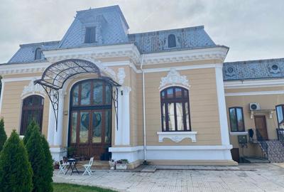 Casă cu 4 camere în Central - 1