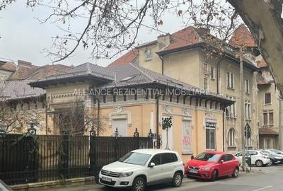 Casă individuală cu 4 camere în Rosetti