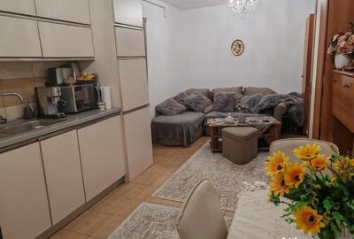 Apartament cu 2 camere decomandat în Central - 1