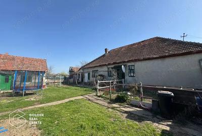 Casa cu teren 959 mp, Iratosu, Zona buna, Comision 0% - 13