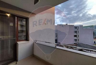 Apartament cu 2 camere semidecomandat, mobilat în P-ța Unirii - 13