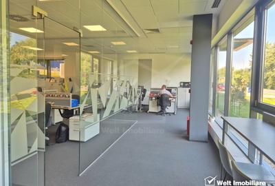 Spatiu multifunctional 220mp, parcari, zona Tetarom I - 2