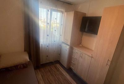 Garsonieră semidecomandată în UTA - 11