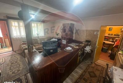 Casă cu 4 camere în Bogza - 9