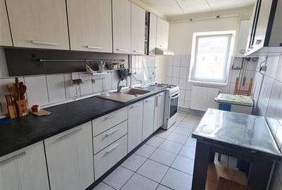 Apartament 3 camere, zona Grivitei - 12