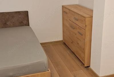 Garsonieră decomandată în Central - 1