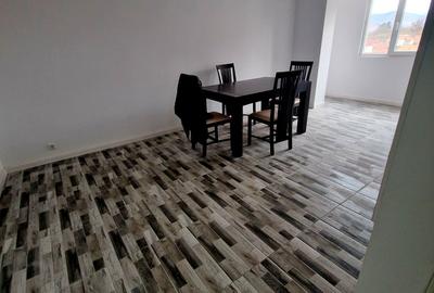 Apartament cu 3 camere decomandat în Iara - 7
