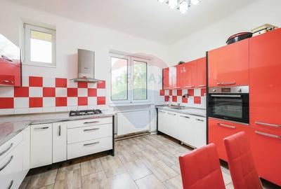 Casa  cu 4 camere de inchiriat, Ultracentral, Strada Baraganului - 4