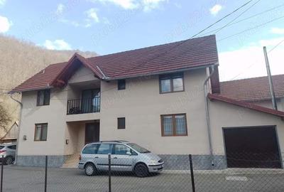 Casă cu 6 camere în Sebeș - 8