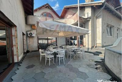 Apartament cu 4 camere decomandat în Orașul de Jos - 2