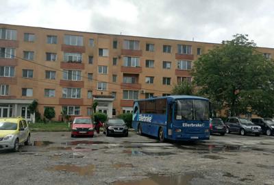 Apartament cu 2 camere semidecomandat în Central - 1