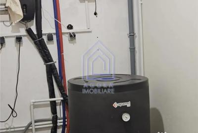 Spațiu comercial, de 250 mp, în Central - 13