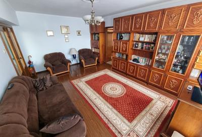 Apartament cu 3 camere semidecomandat, mobilat în Capitol - 2