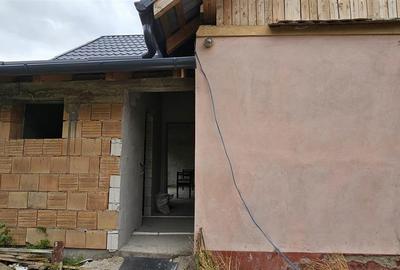RECO, Casa in Santaul Mare,  Zona Bors, Oradea, teren 850 mp cu toate utilitatil - 4