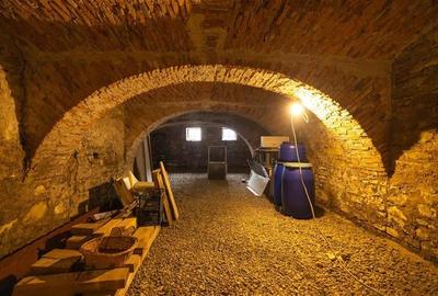 Casa pretabila: rezidential/ comercial/ servicii/investitional,Central,Fagaras - 7