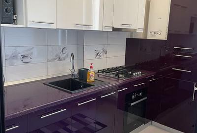 Apartament cu 3 camere decomandat în Ozana - 4