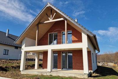 Casă individuală cu 4 camere cu Teren 800 Mp în Gilău - 2